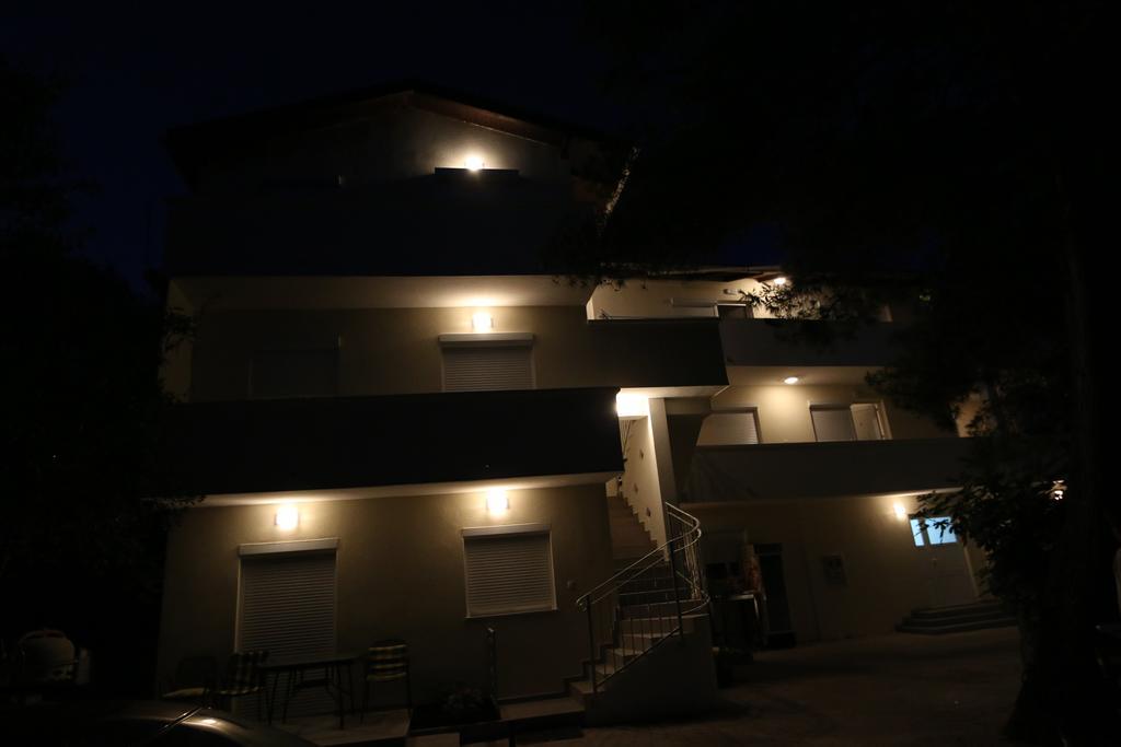 Novalja Inn 2 Zewnętrze zdjęcie