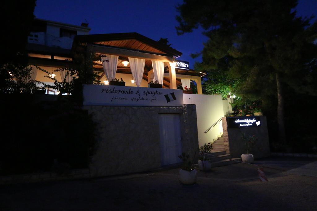 Novalja Inn 2 Zewnętrze zdjęcie