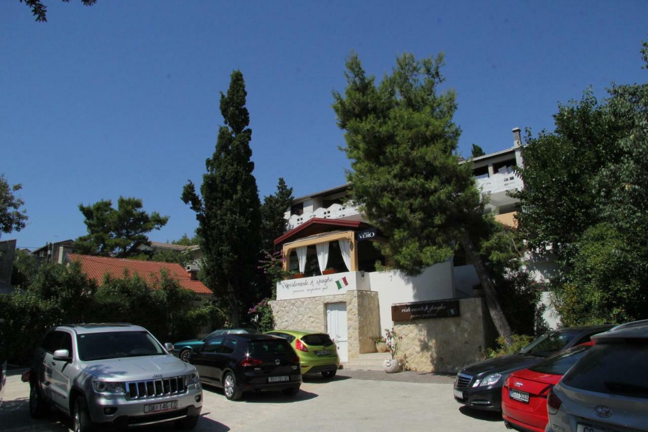 Novalja Inn 2 Zewnętrze zdjęcie
