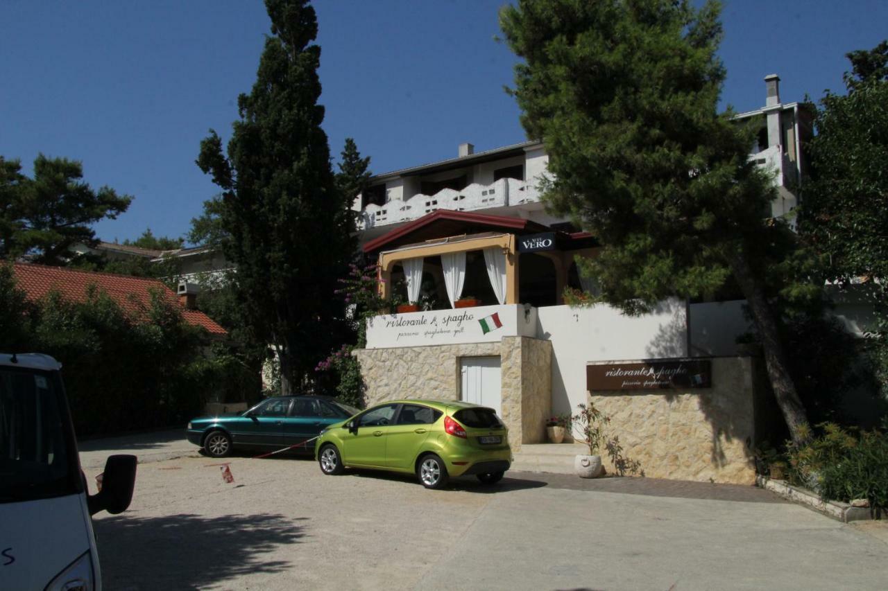 Novalja Inn 2 Zewnętrze zdjęcie