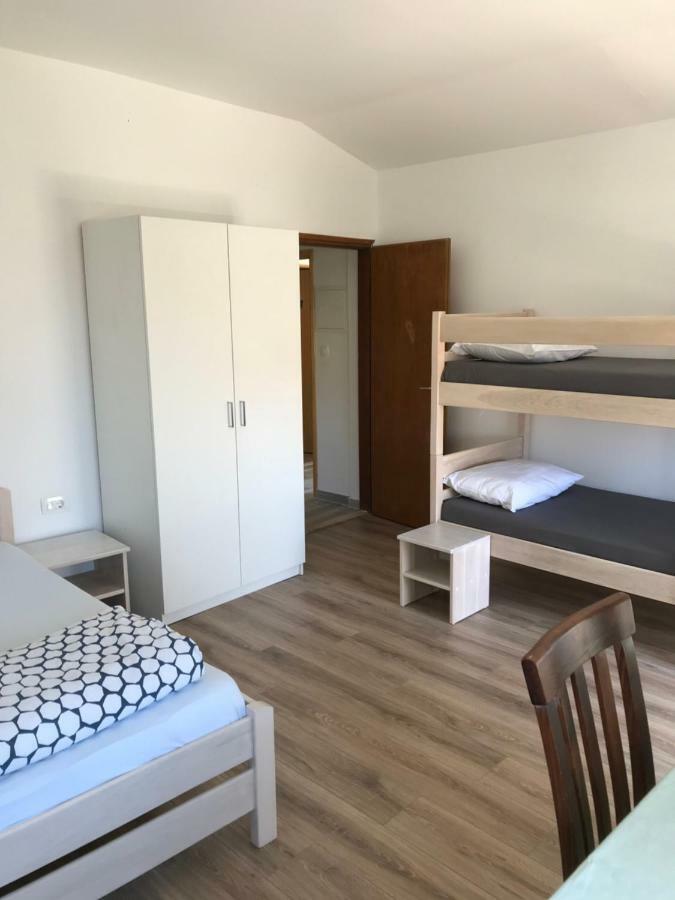 Novalja Inn 2 Zewnętrze zdjęcie