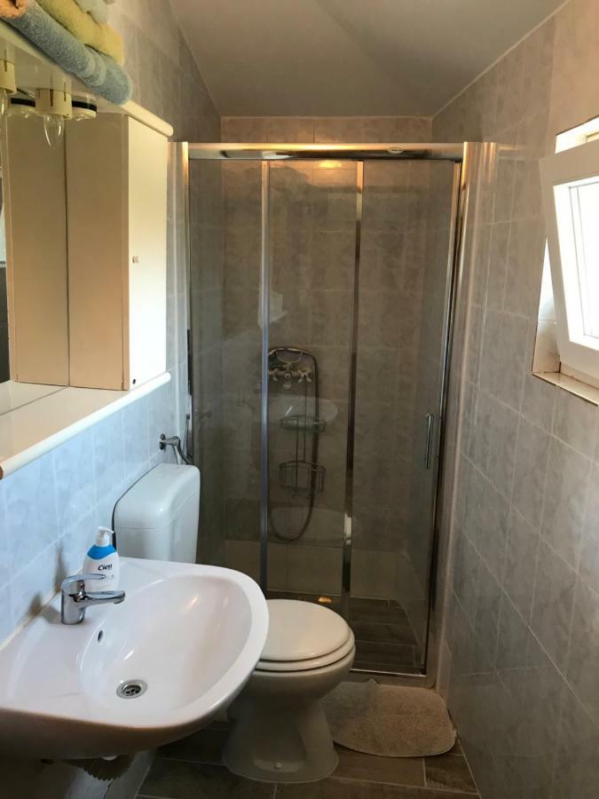 Novalja Inn 2 Zewnętrze zdjęcie