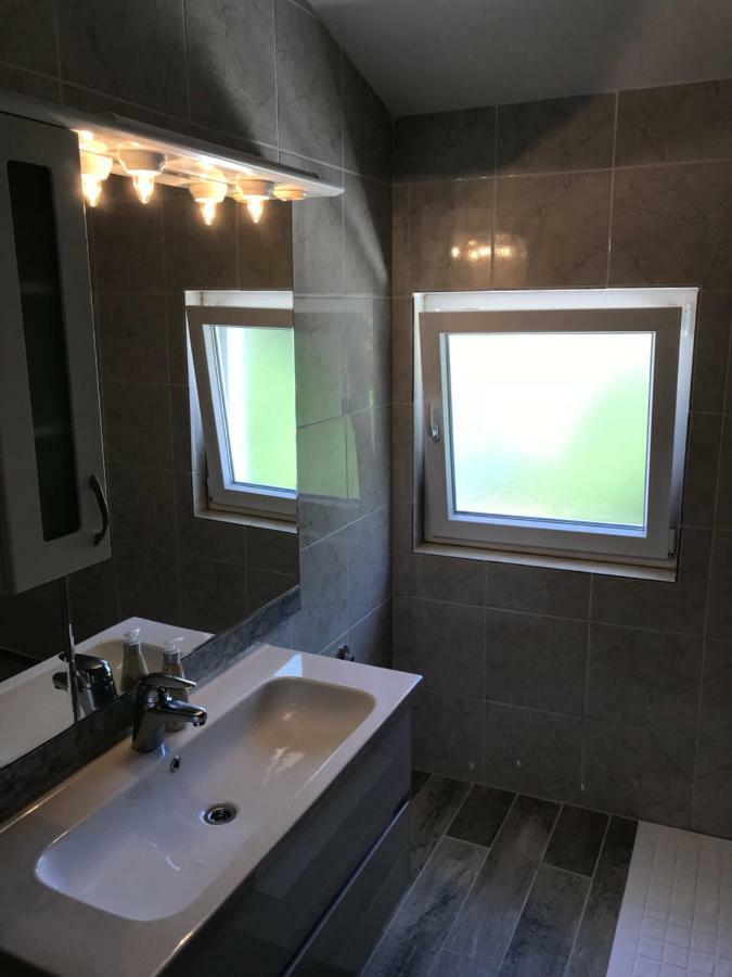 Novalja Inn 2 Zewnętrze zdjęcie